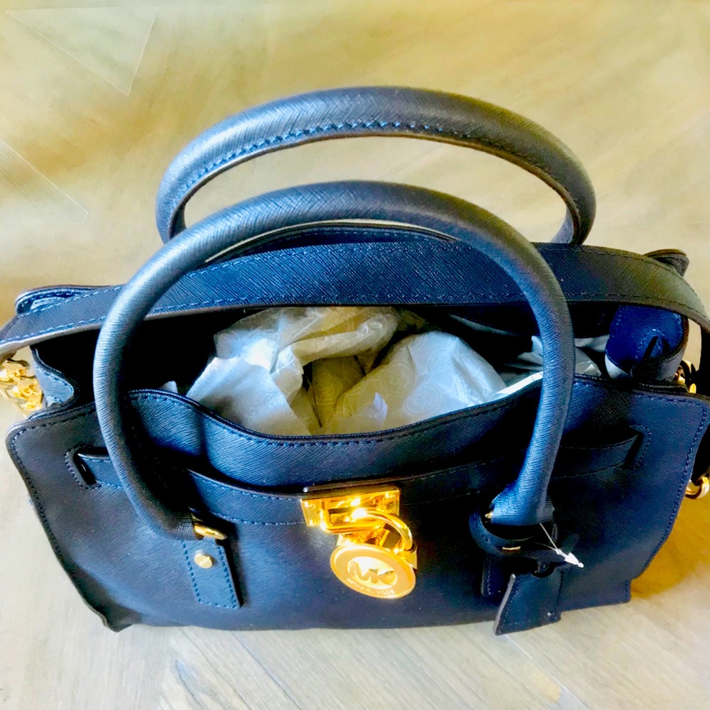 MICHAEL MICHAEL KORS- Hamilton Leather Satchel.